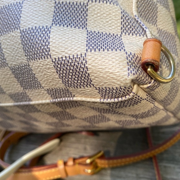 Louis vuitton Authentic backpack - Picture 7 of 15